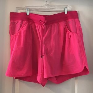 Livi Active Shorts